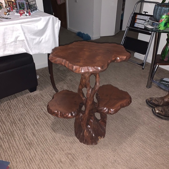 Beautiful custom3 level side table hand carved Burch wood stump. 80 years old. - Picture 7 of 14